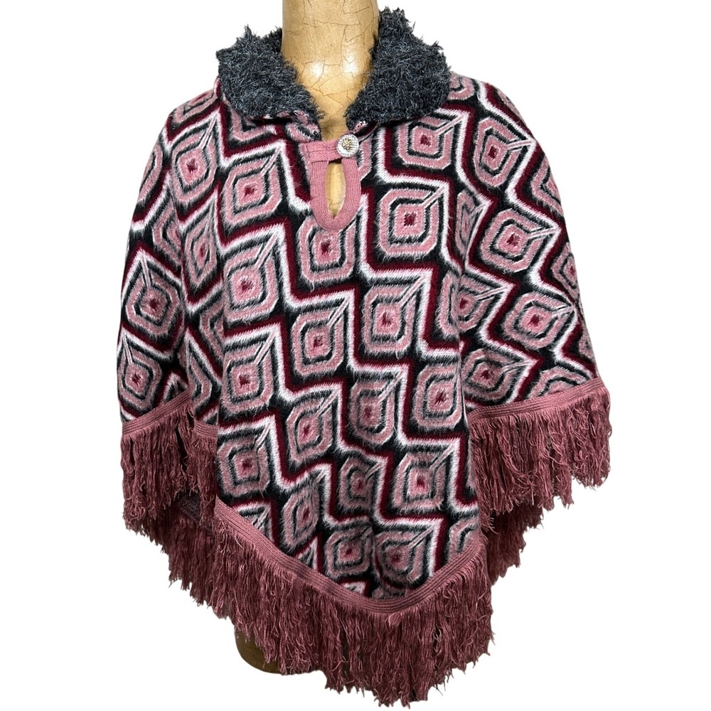 Vintage Paulotex Pink Geometric Knit‎ Poncho Faux Fur Collar Fringe Trim Cape